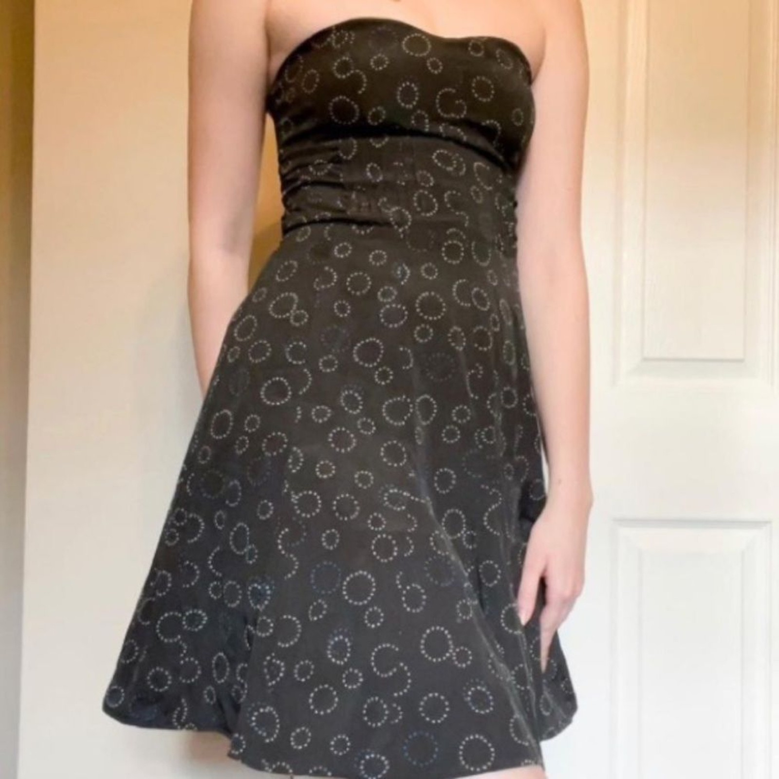 NWT NEW American Eagle Circle Print Strapless Mini Dress Sweetheart Neck Size 2