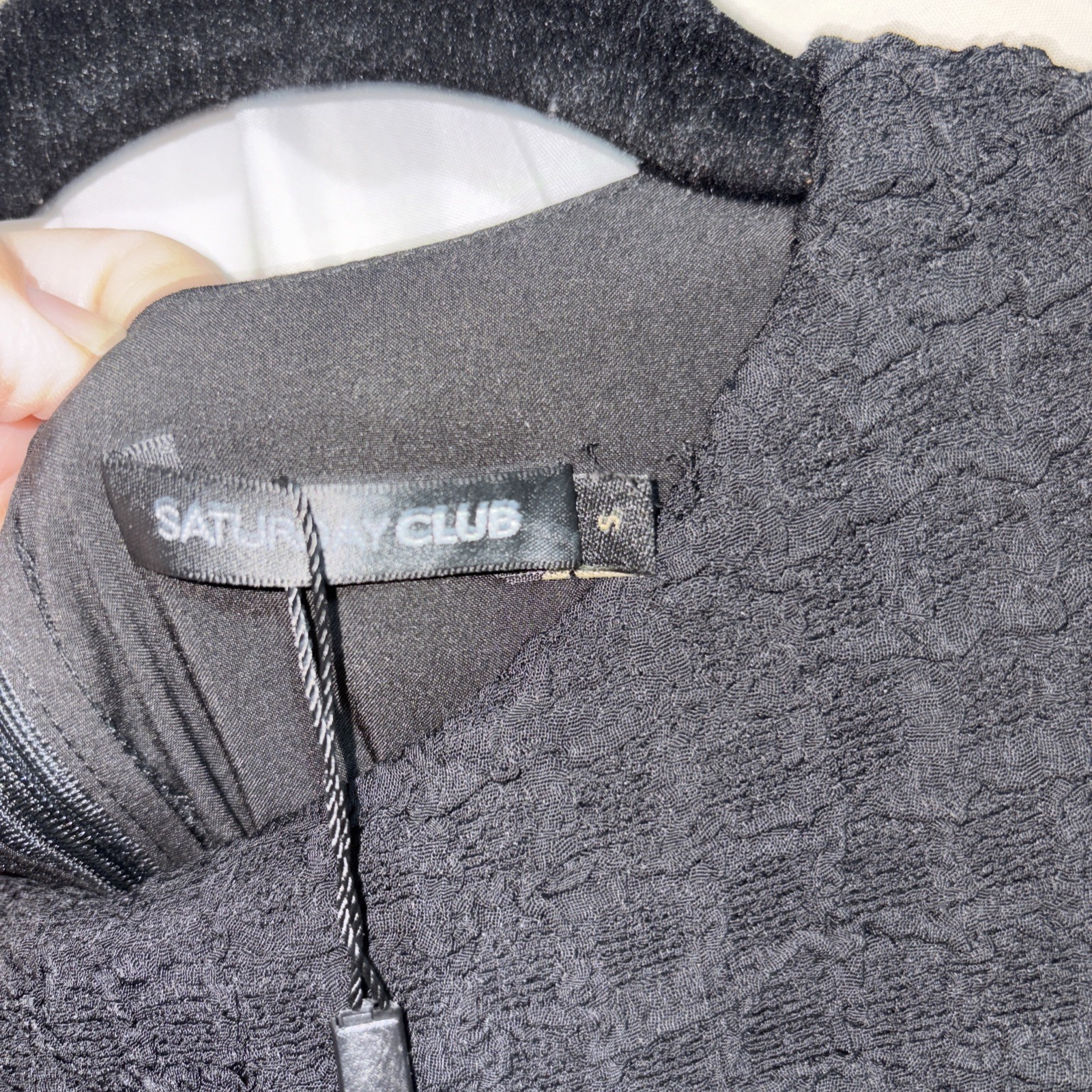 NWT! Saturday Club Peak Shoulder Layered Textured Dress Size Small Black
