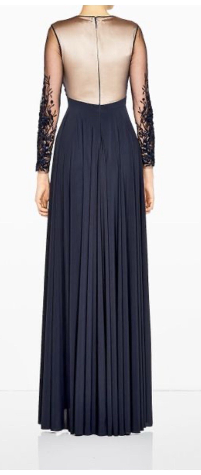 Catherine Deane Siri Embroidered Tulle Blue Long Sleeved Gown Sz 10 Silk Lining
