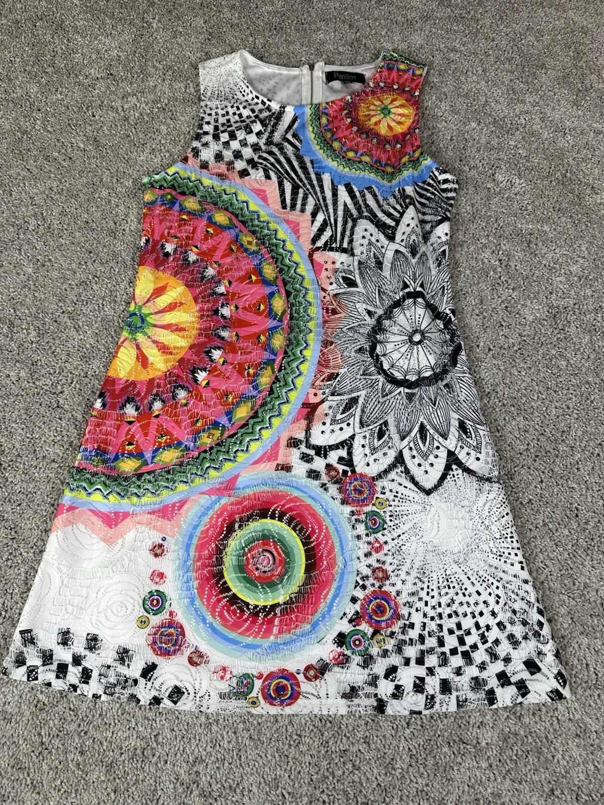 Papillon Colorful Kaleidoscope Art To Wear Print Dress Size Medium Zip Back