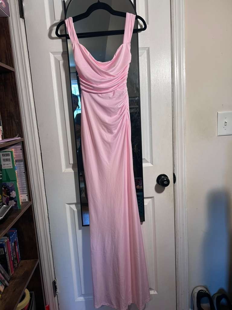 Back Sequin Butterfly Maxi Dress in Pink (LUCY IN THE SKY BRAND FROM LA)