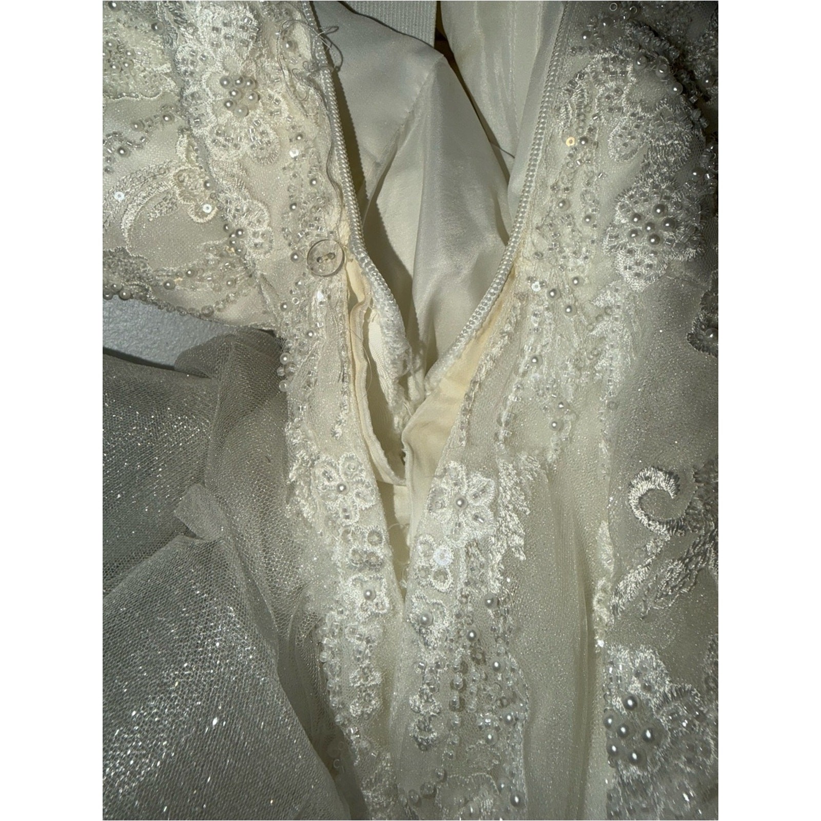 Stunning Oleg Cassini Sparkling Tulle Wedding Gown