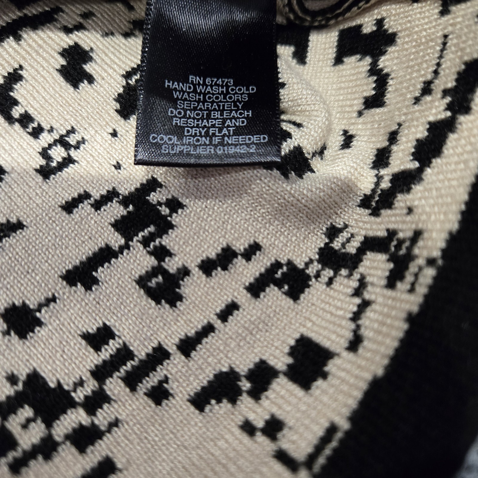 Liz Claiborne Large Black/ Tan Sweater Dress NWT Classy Form Fitting