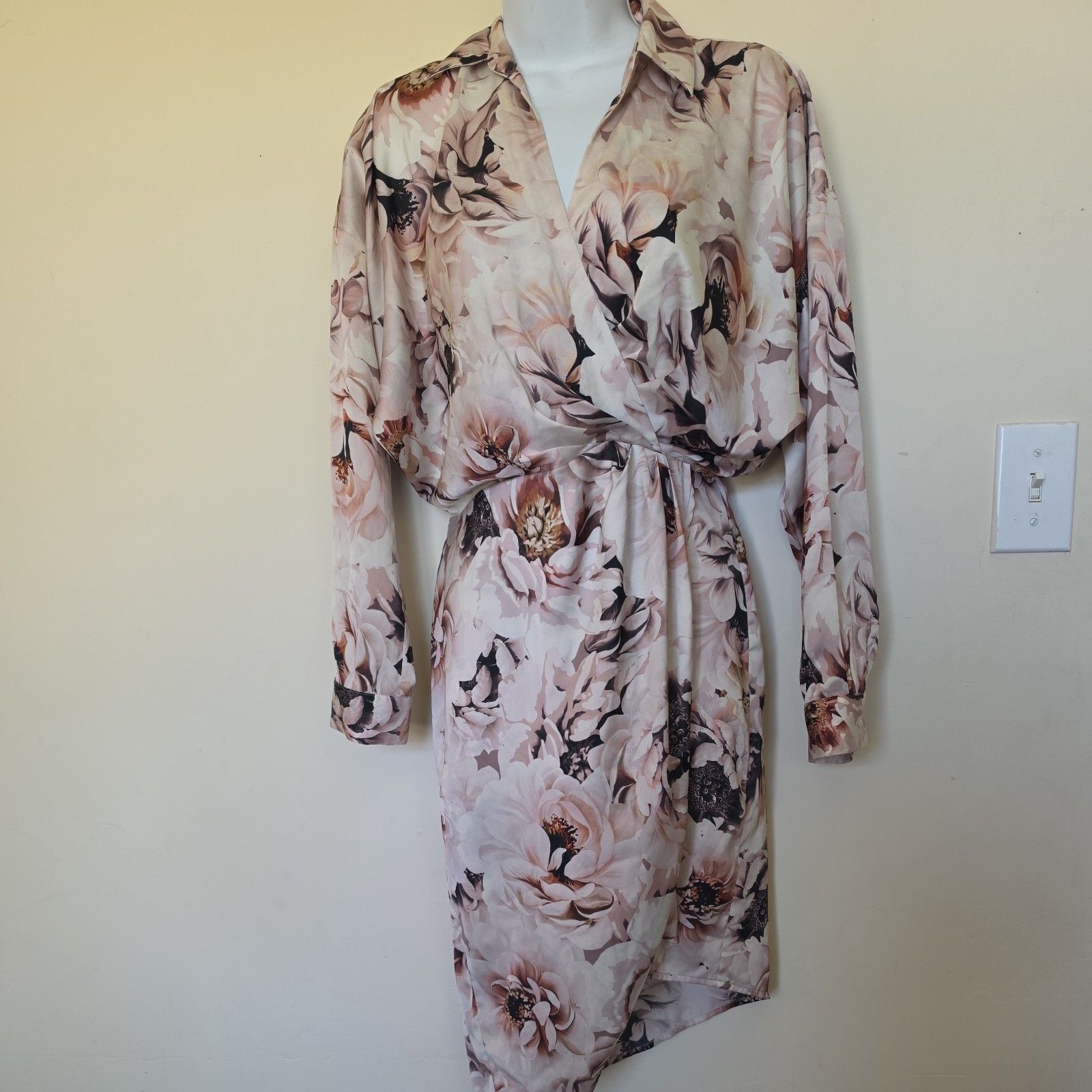 Express Floral A-Line Dress Collared Long Sleeve Knee Length XS Pink