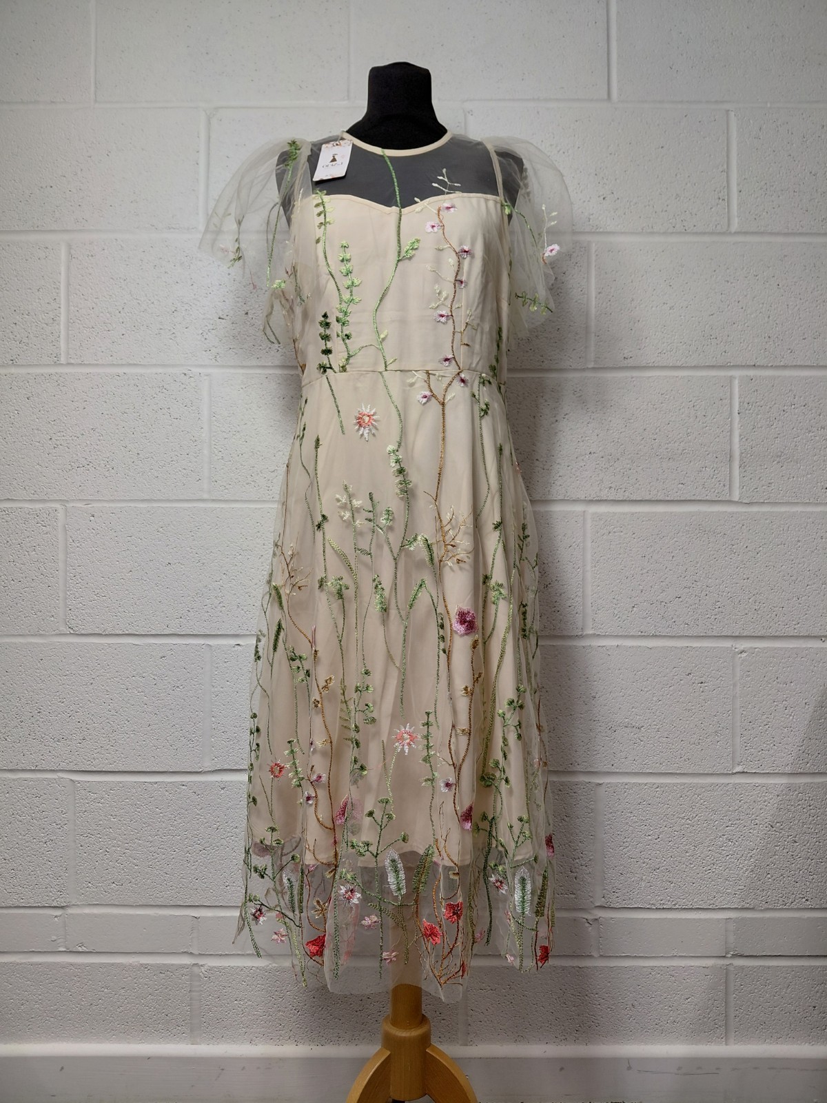 Odizli Cocktail Dress Women’s Elegant Vintage Sleeveless Embroidered Knee-Length