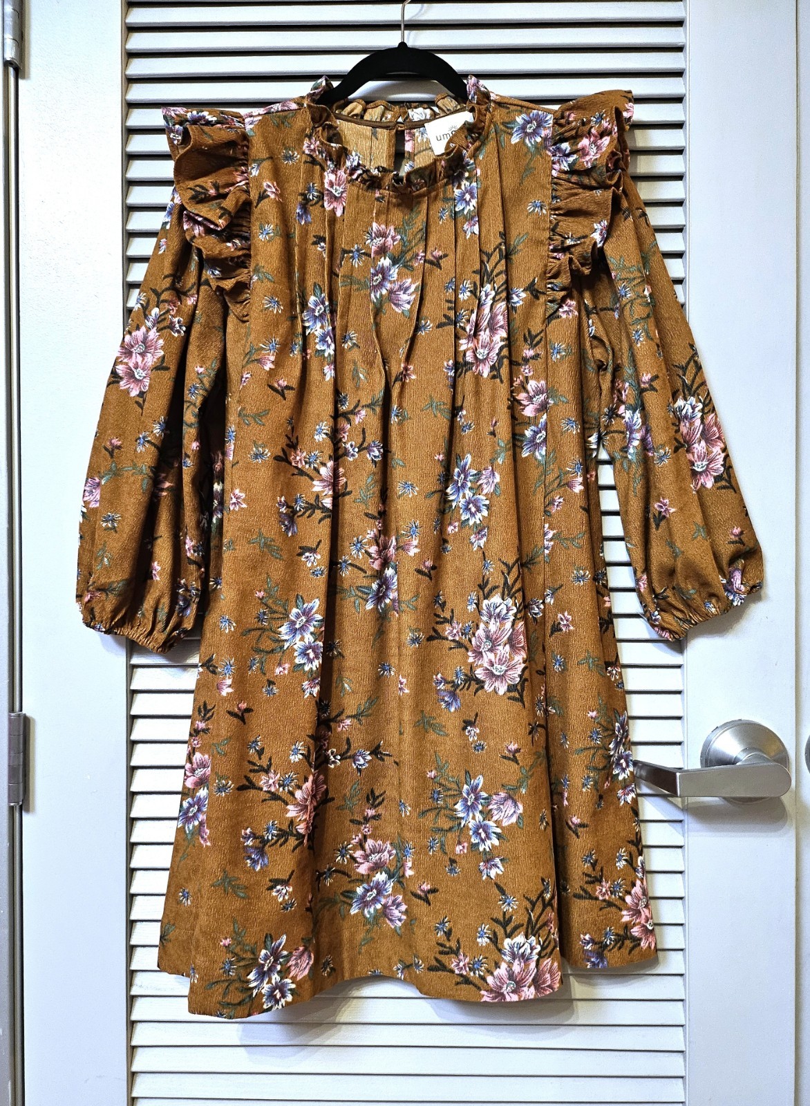 camel corduroy floral pintuck ruffle detail dress L