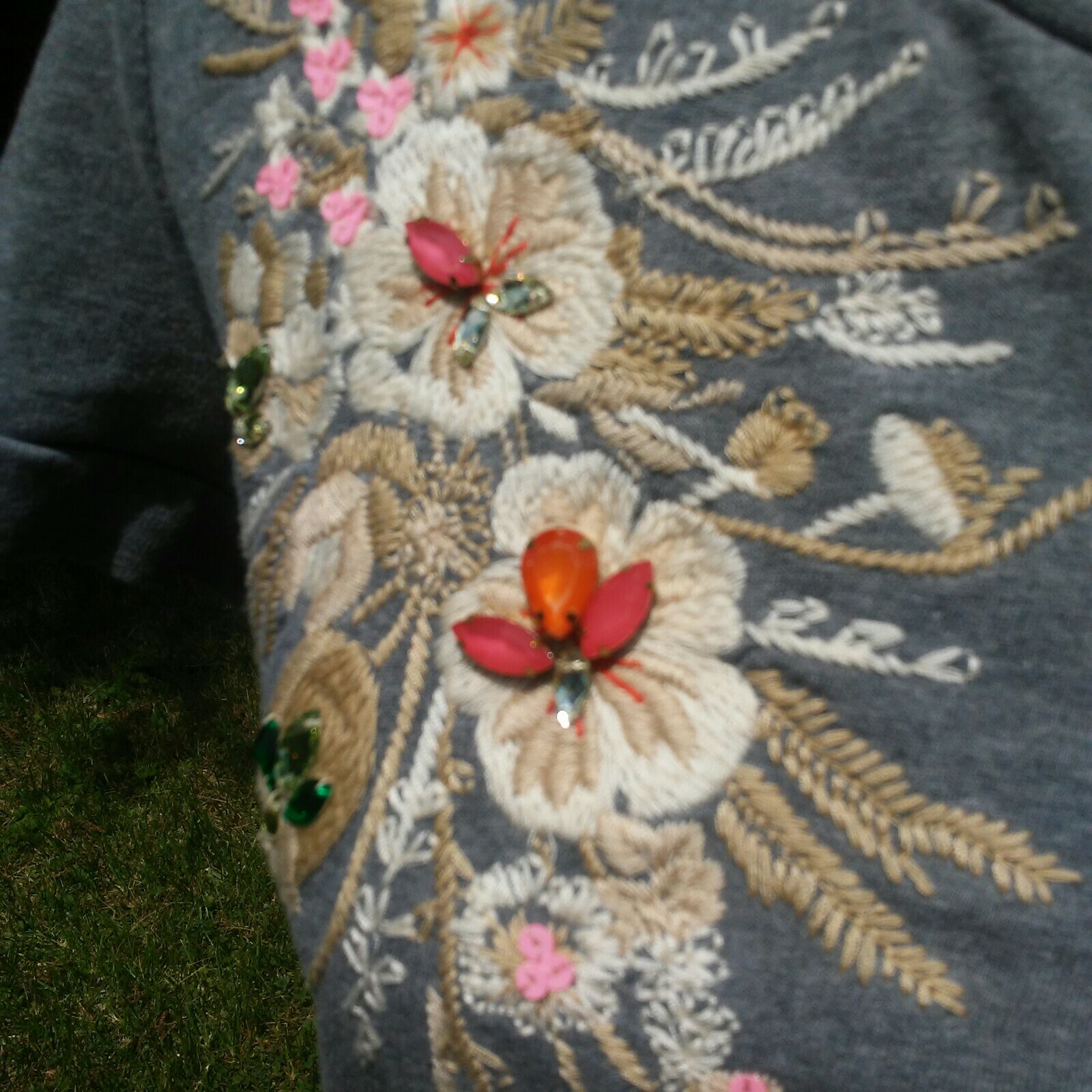 Peter Som For Design Nation Gray Floral Jeweled T Shirt Medium
