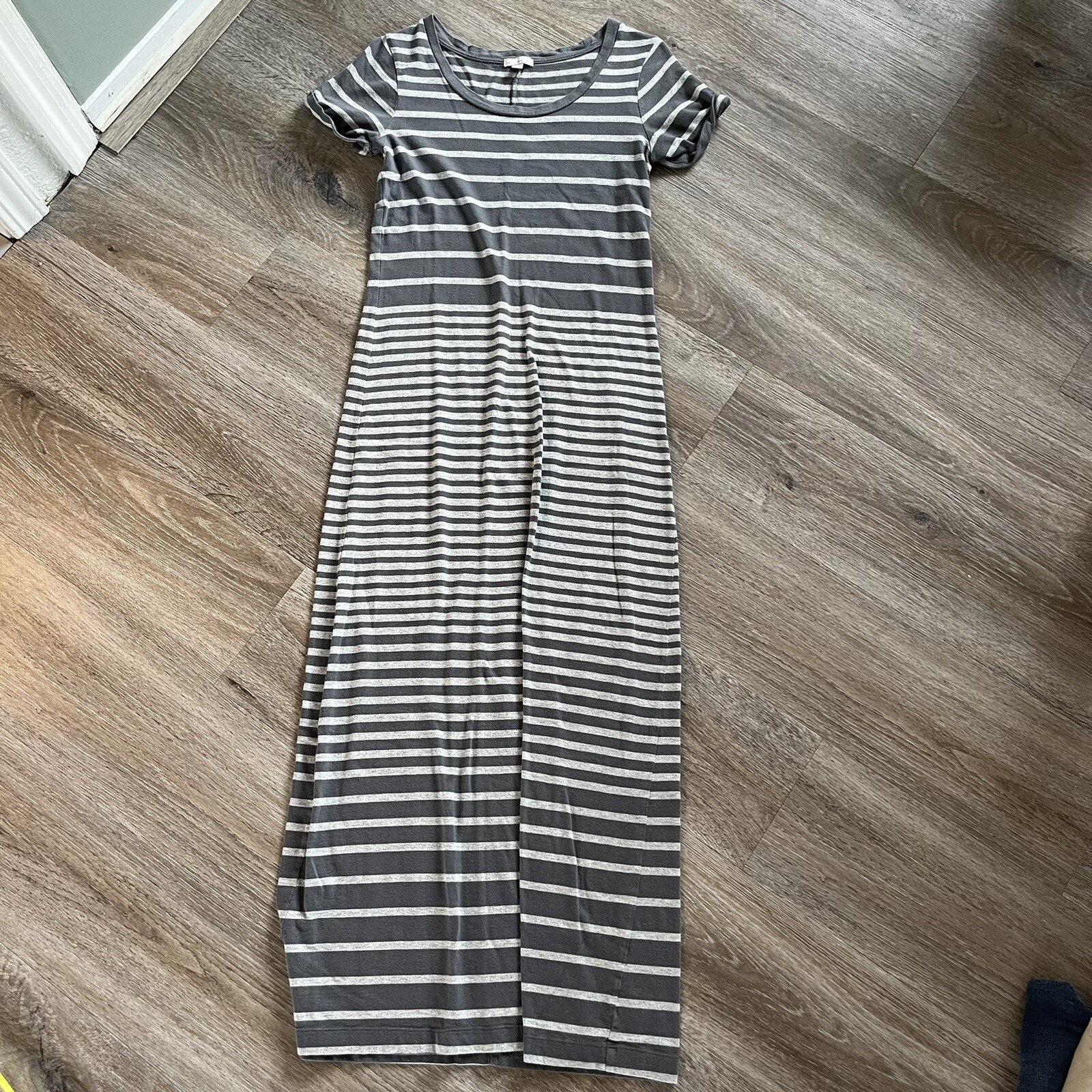 GAP Maxi Size XS Women’s So Cute!
