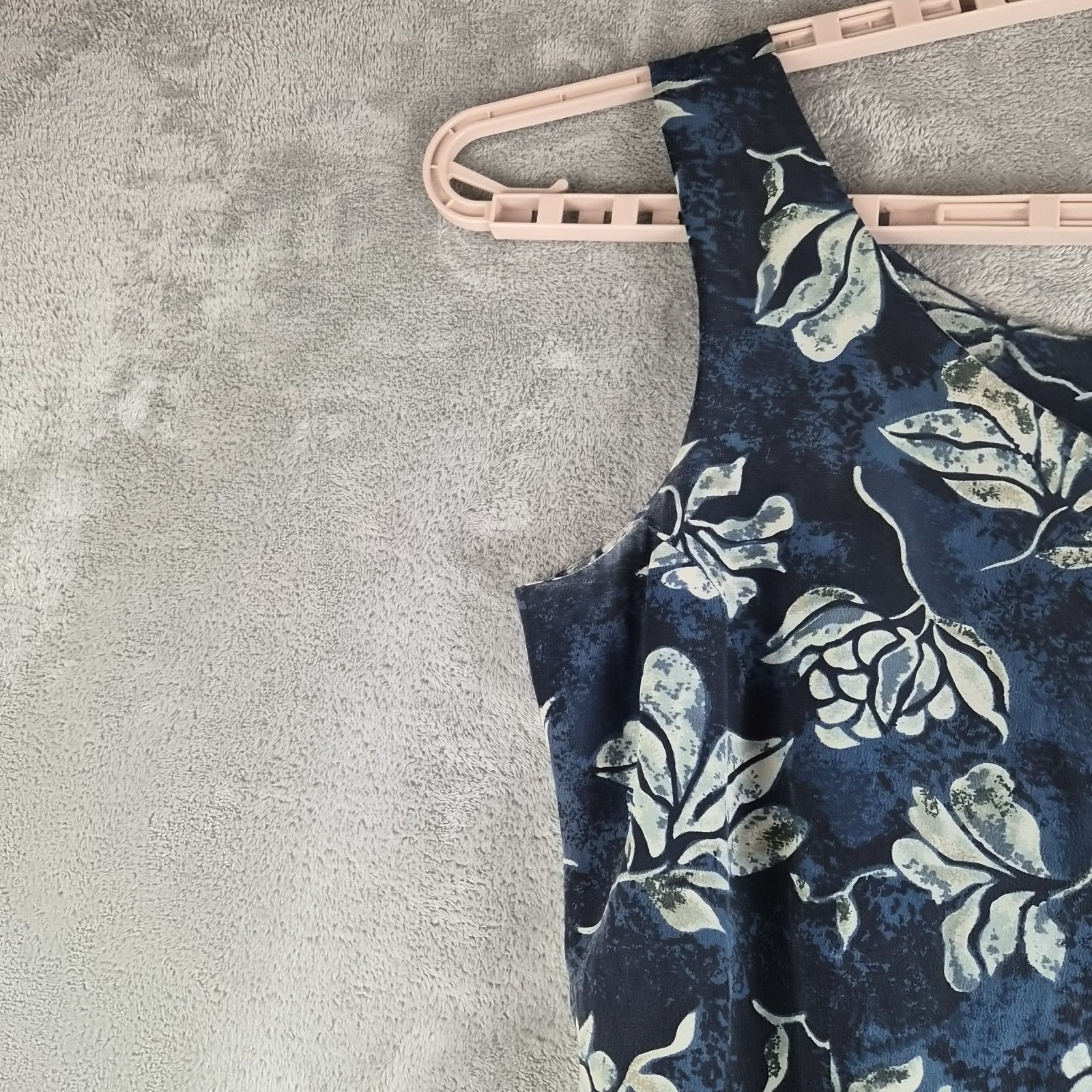 Nancy Crystal Midi Dress Medium Navy Blue Floral Silk Sleeveless Event Party
