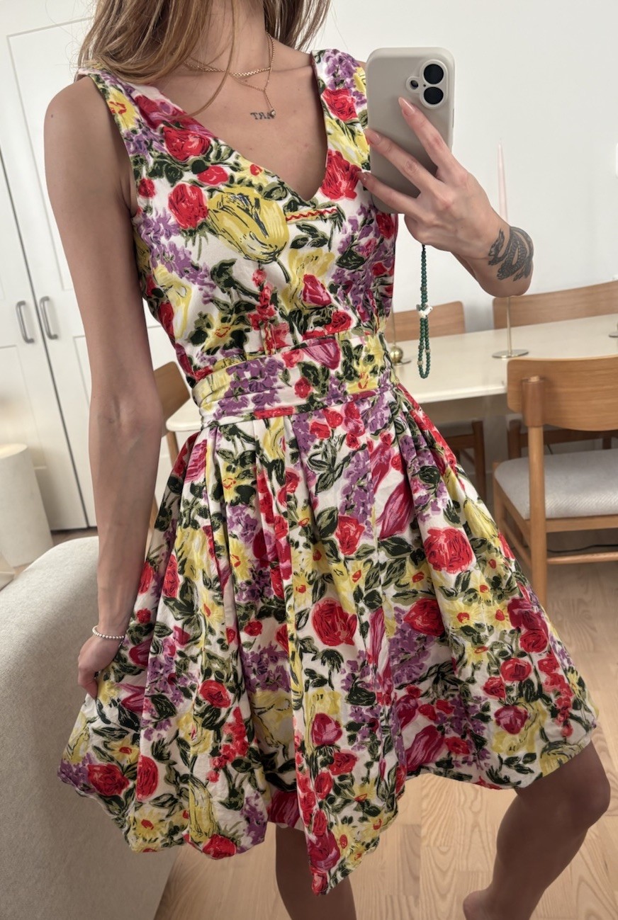 Vtg 2000’s Sfera Multicolor Floral Sleeveless V-Neck Fit & Flare Pleated Dress S