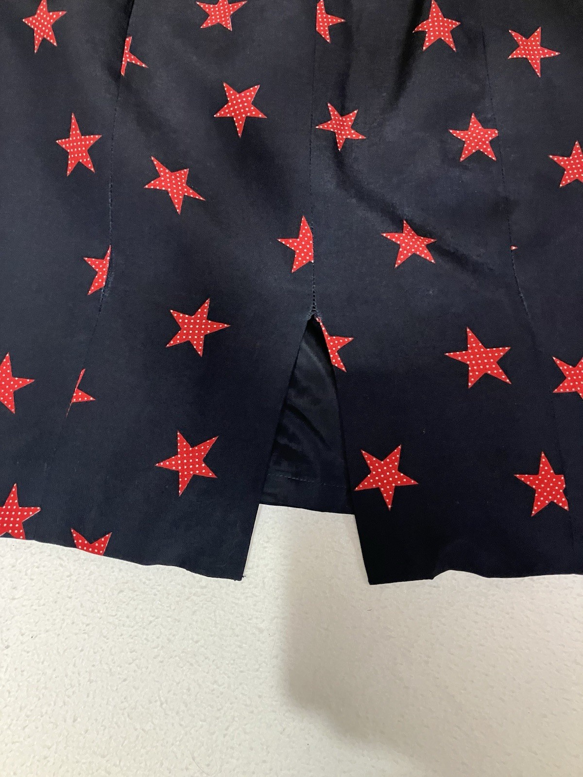 Finity Studio Silk Sleeveless Mini Dress Navy W/Red Star Print Size 4