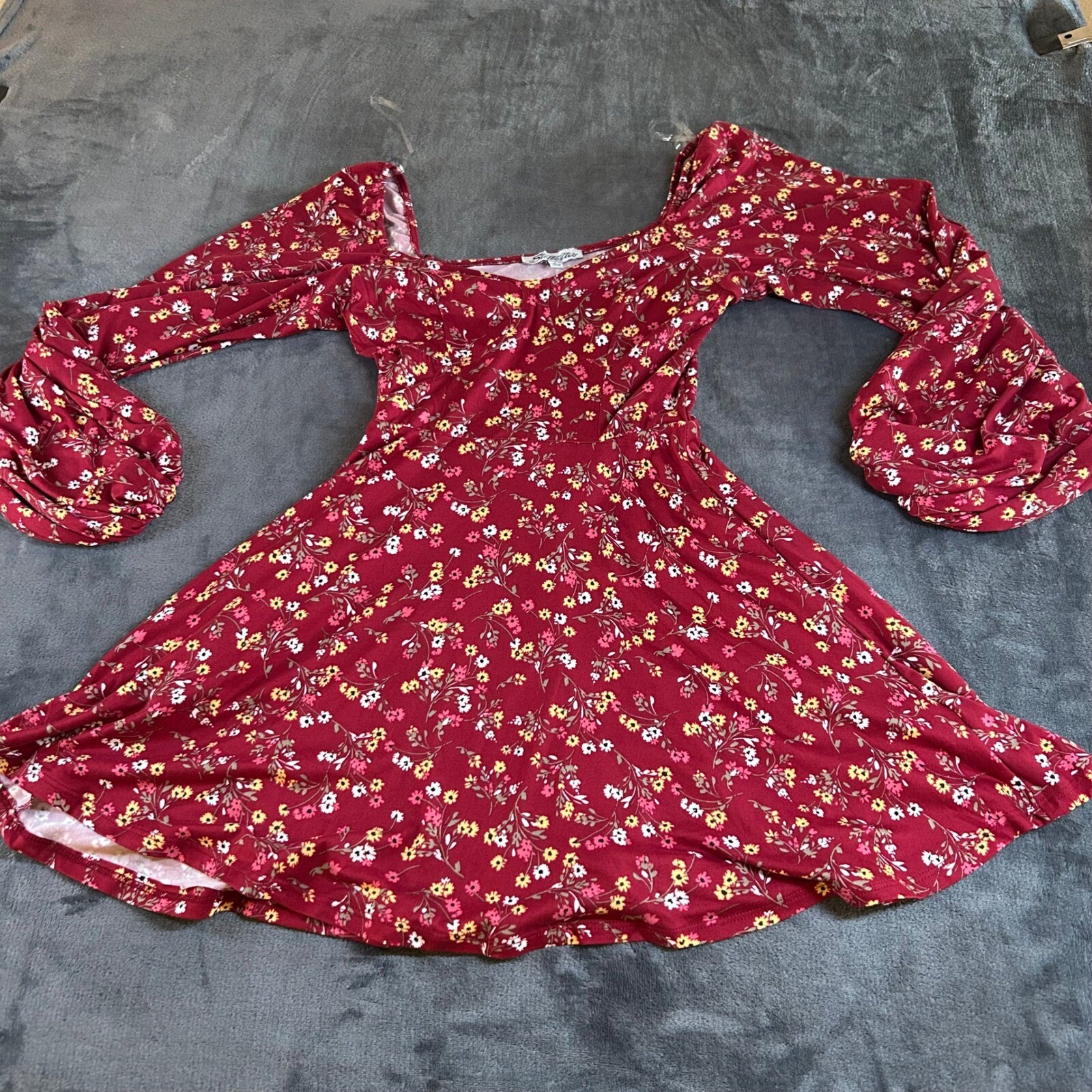 Stillettos Floral Print Mini Dress Long Sleeve Sweetheart Neck Red Womens Small