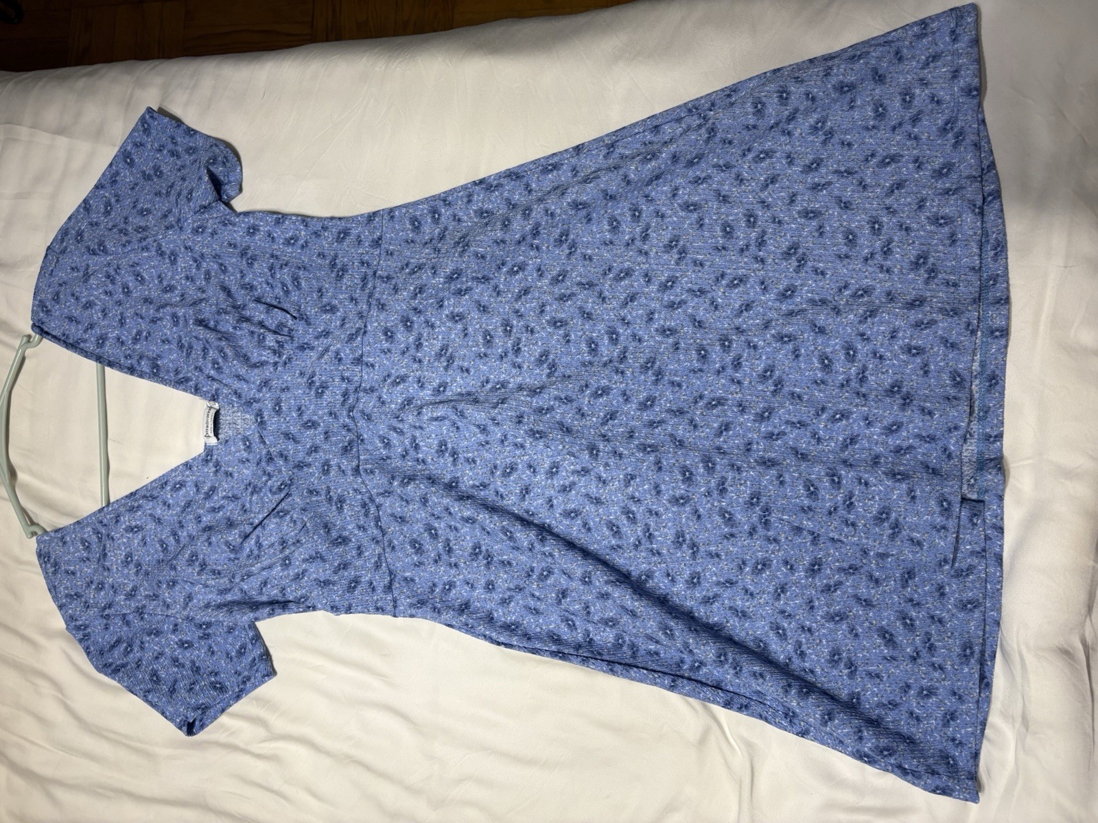 3 Women’s Dresses