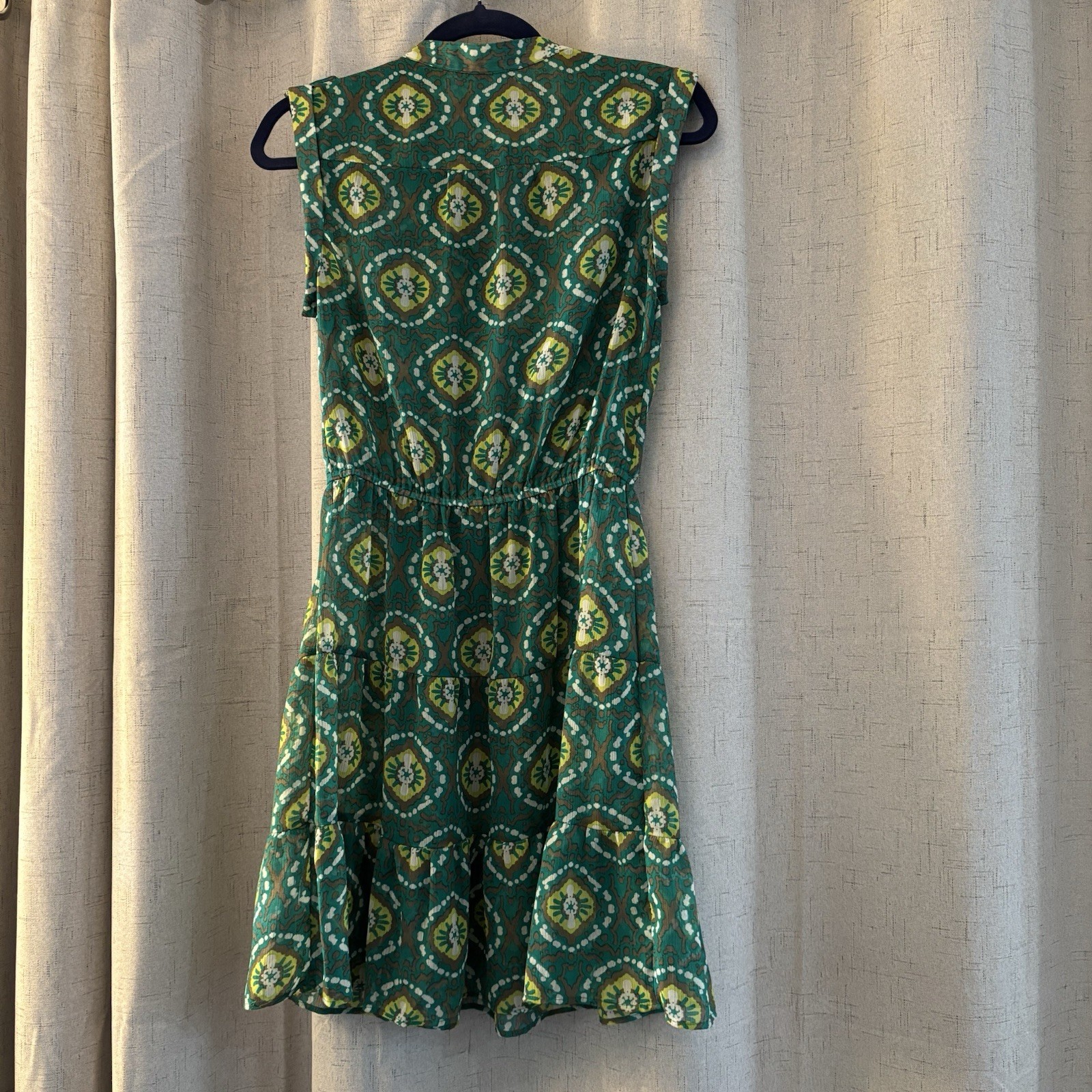 Gap Green Geometric Patterned Sheer Dress. Size S. Perfect for Spring or Summer