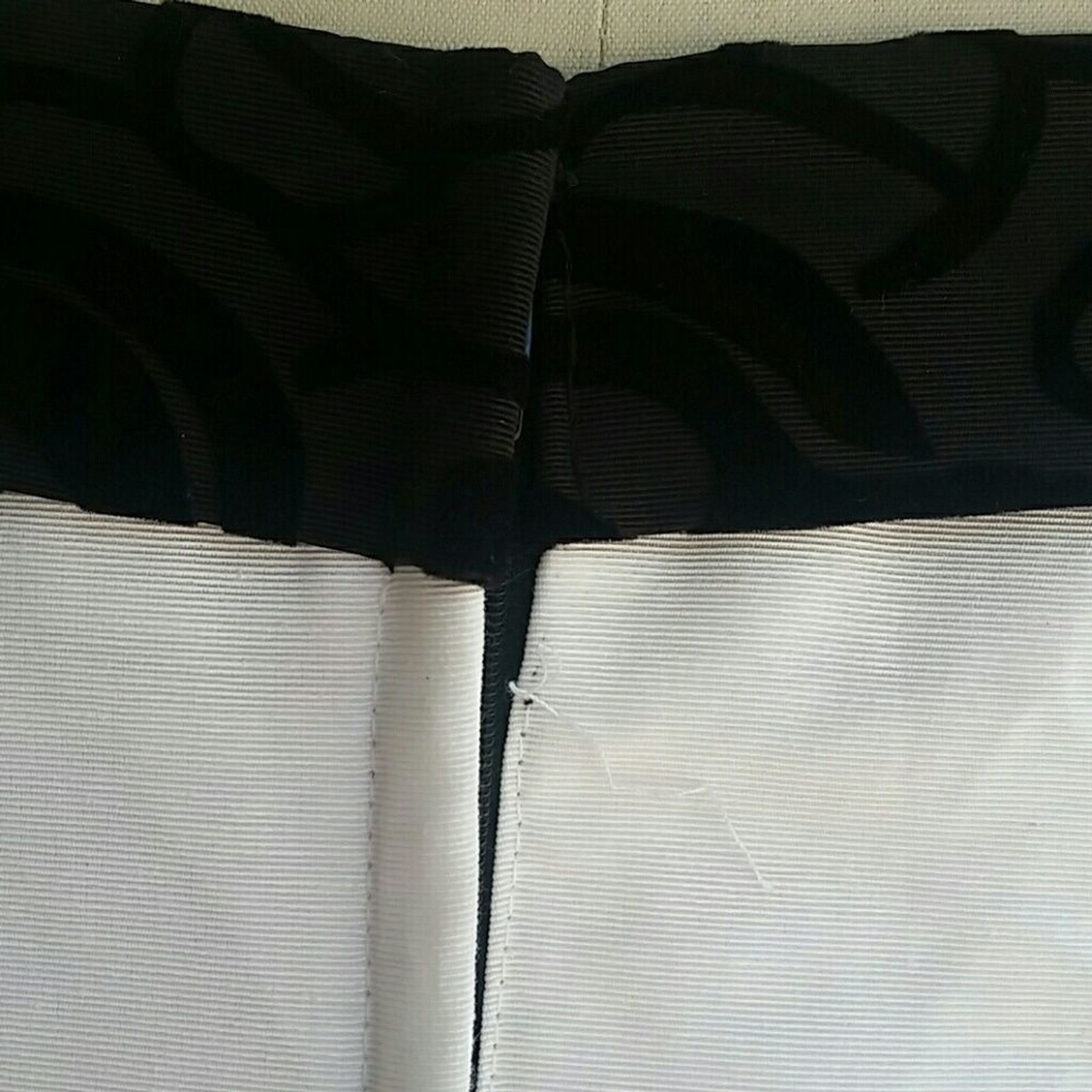 Vintage ‘Barbie Doll’ Black & White Gown Button & Bow Detail