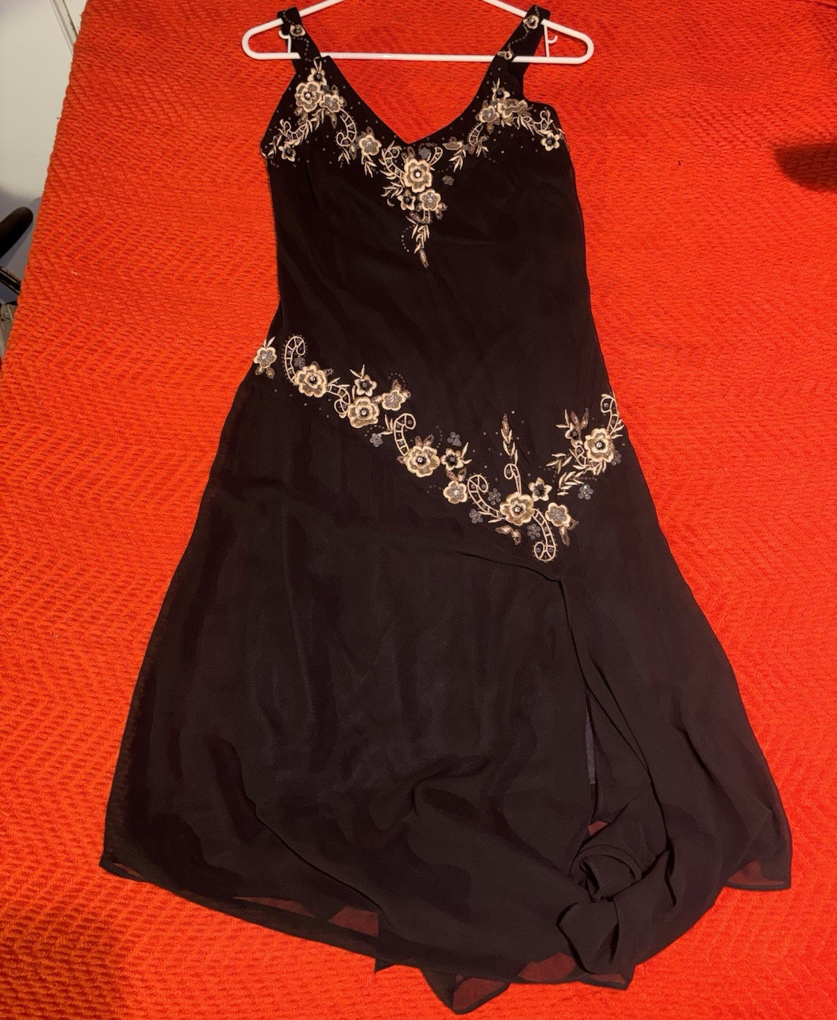 R&M Richards Black Chiffon V-Neck Spaghetti Strap Sequin Floral Dress 8