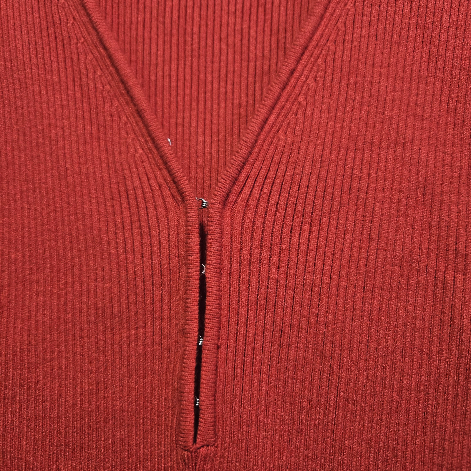 Willow & Wind Red Bodycon Ribbed Knit Sweater Dress Midi M Sexy V Neck Hook Eye