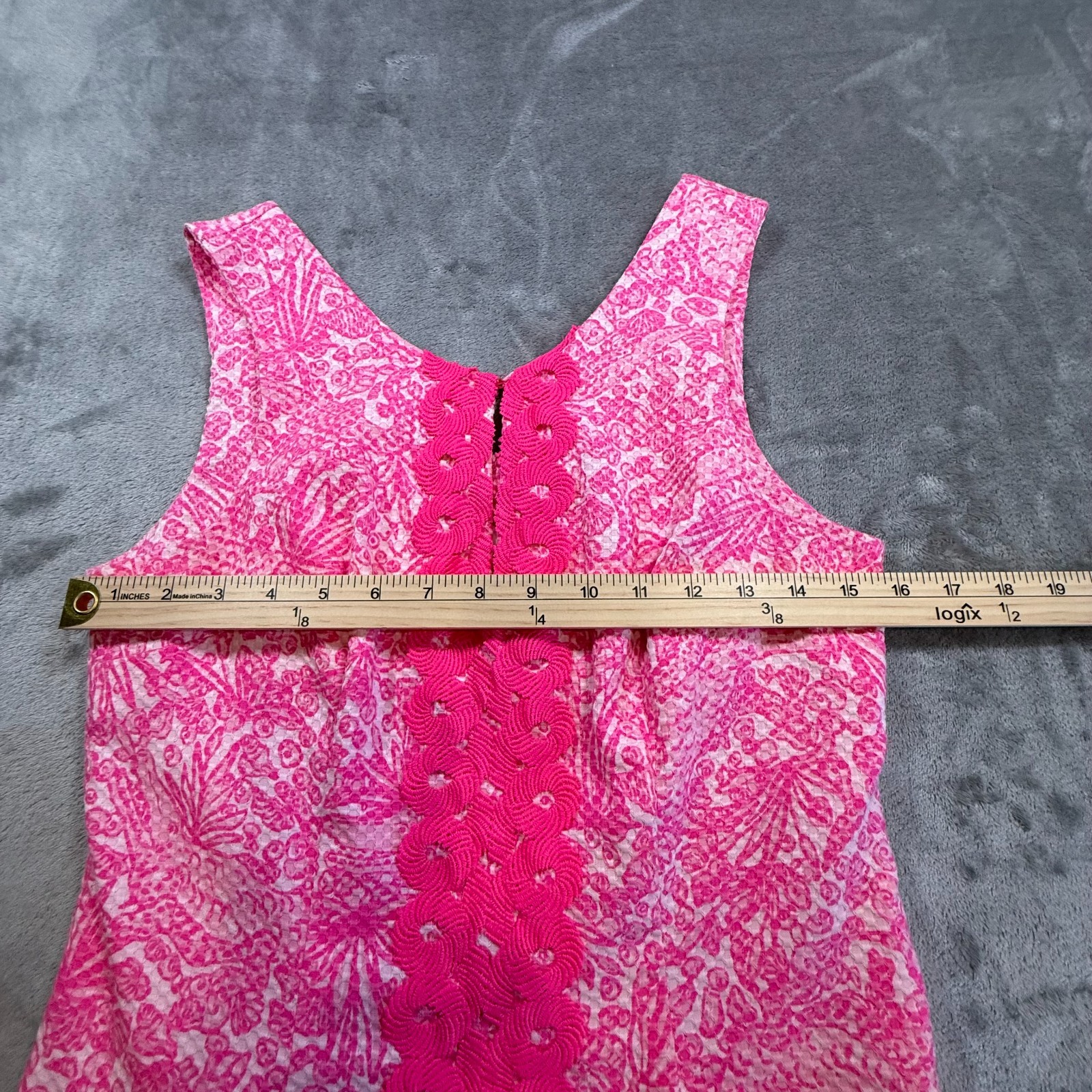 Lilly Pulitzer Pink Textured Floral Shift Dress Women’s Size 6 Sleeveless Zip Ba