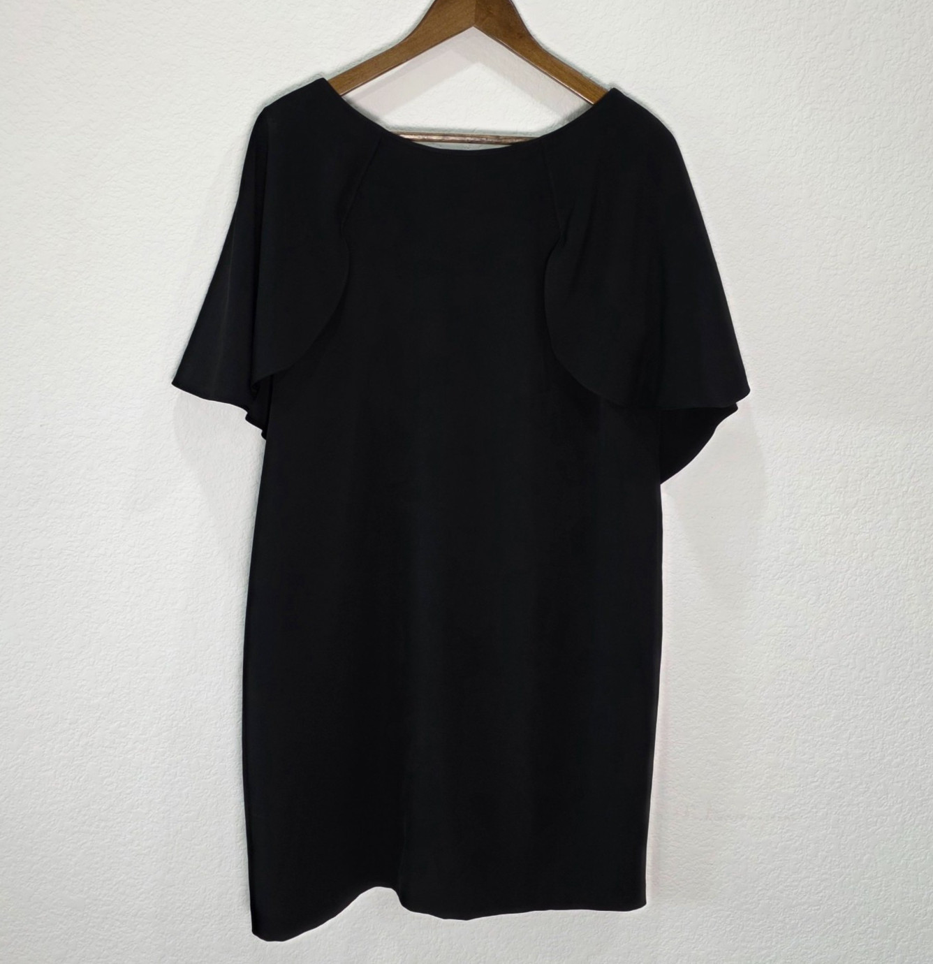 Calvin Klein Black Capelet Dress V-Back Batwing Shift LBD CD5E1N9N Size 14