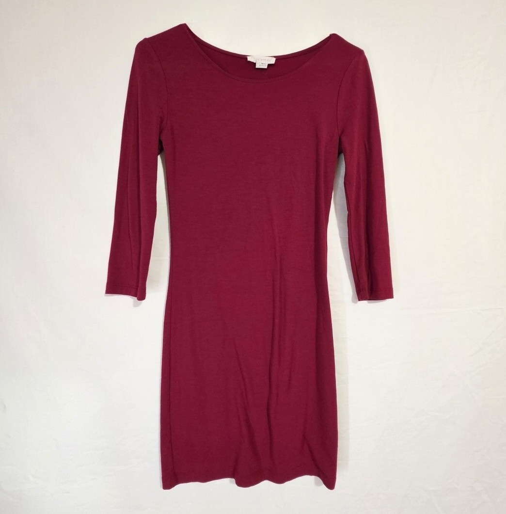 FOREVER 21 Women’s Red Solid Round Neck 3/4 Sleeve Sheath Mini Dress S