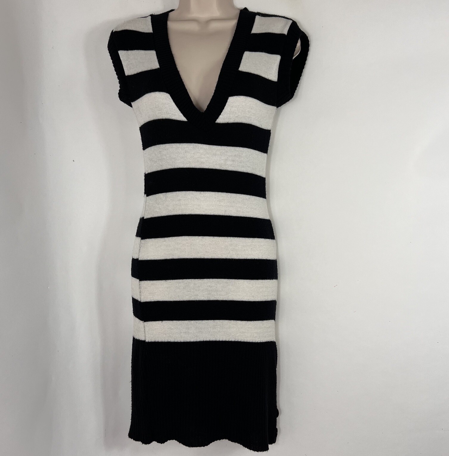 Vintage Y2K Wet Seal Dress Women’s Medium Short Sleeve V Neck Striped Knit VTG
