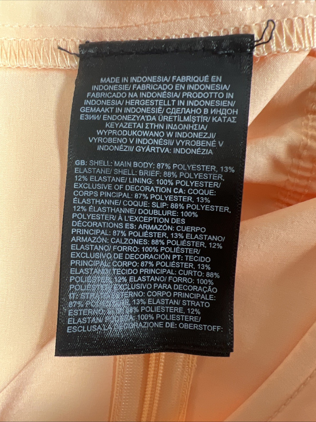 The North Face Never Stop Wearing Adventure Dress Size SP Apricot Ice Shorts