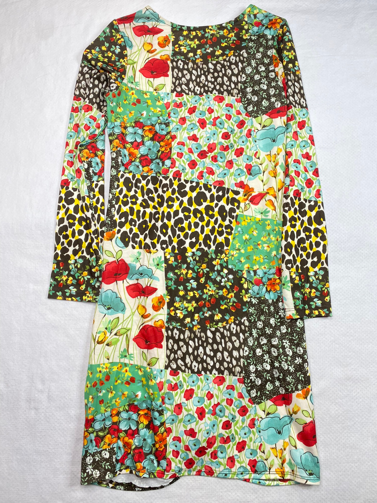 Isle Apparel Dress sz XS Multicolor Long Sleeve Scoop Neck Bodycon Artsy Boho