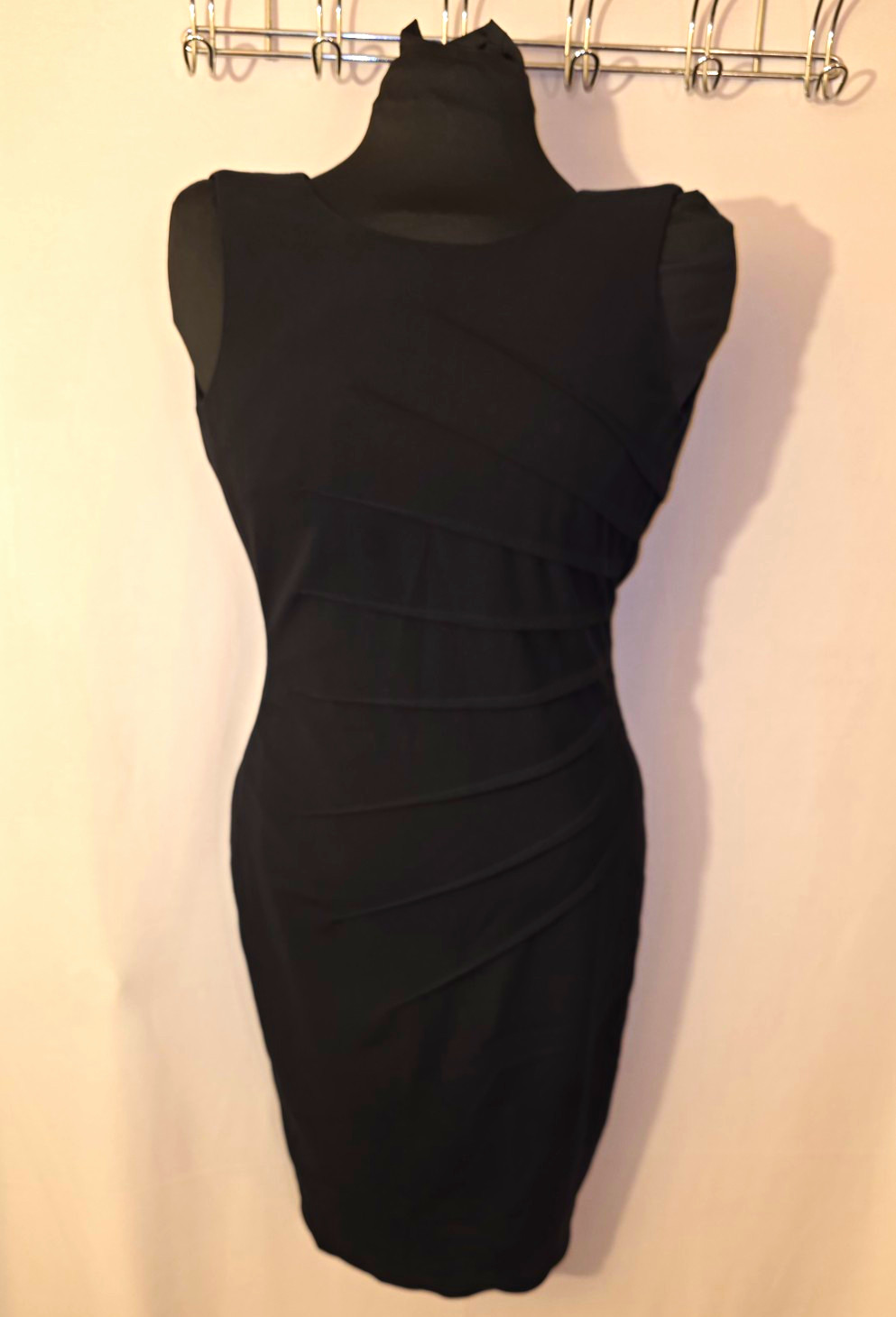 Calvin Klein Black Sheath Dress Cowl Neck Sleeveless Ruched Knee Size 0