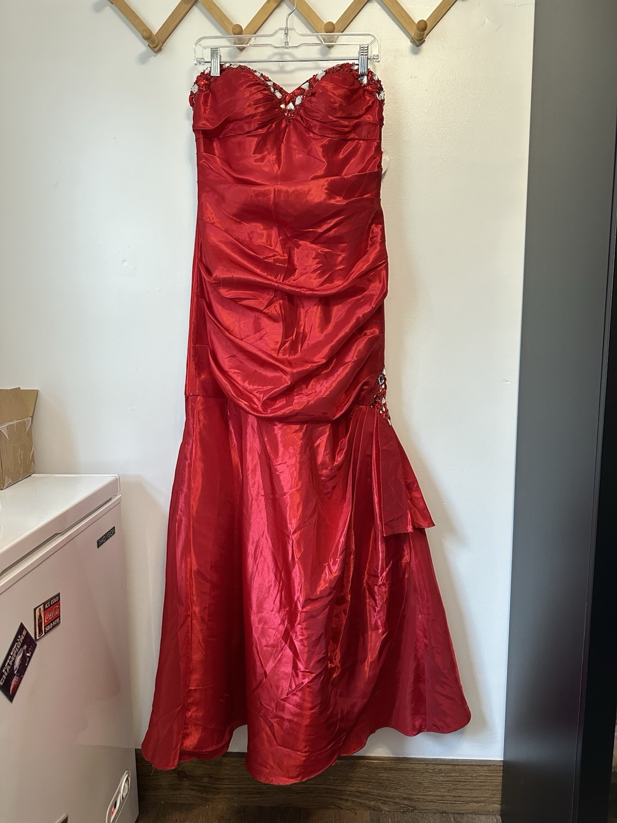Deb Prom Formal Dress Red Gown With Gemstones Junior’s Size 9/10 Y2K Homecoming
