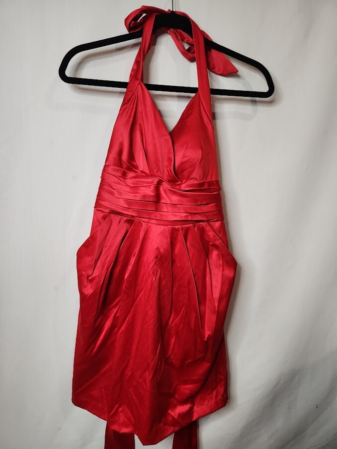 Women’s Red V Neck Dress SNAP Short Pockets Tie Size 9 Zipper