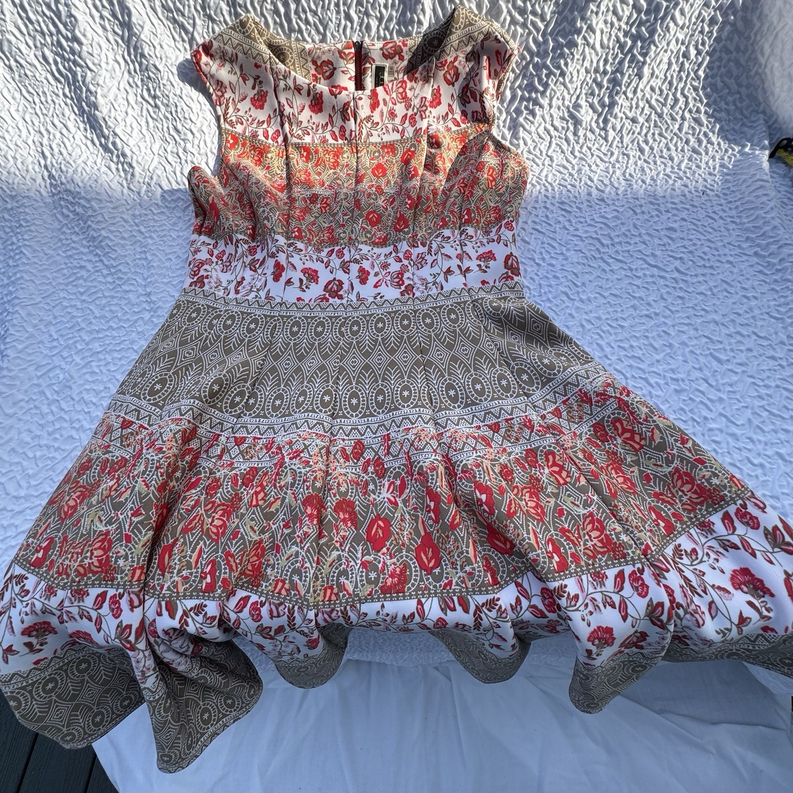 Julian Taylor Red Brown White Floral Sheath Knee Knit Dress Square Neck Zip 10