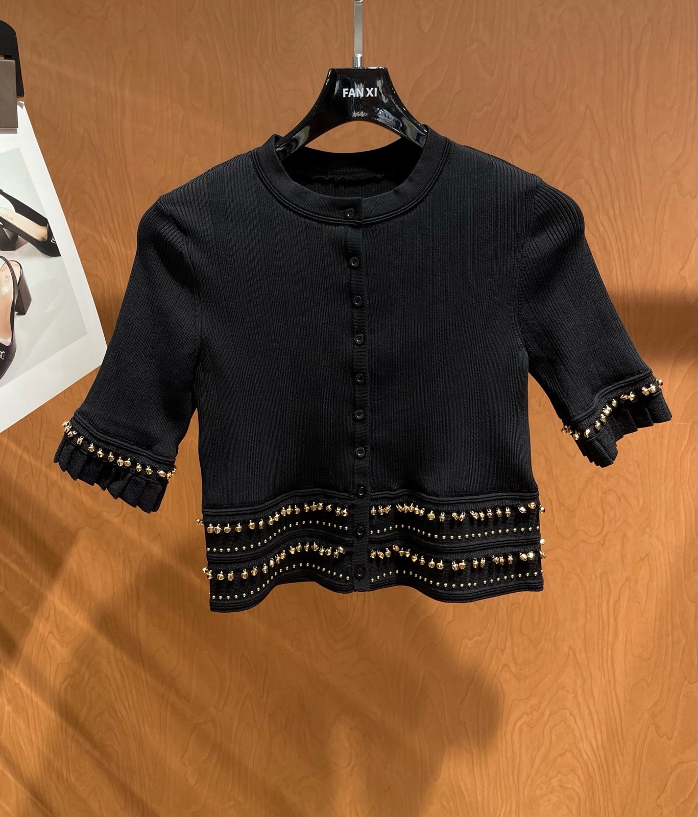 Sandro Early autumn new product metal bell decoration knitted cover