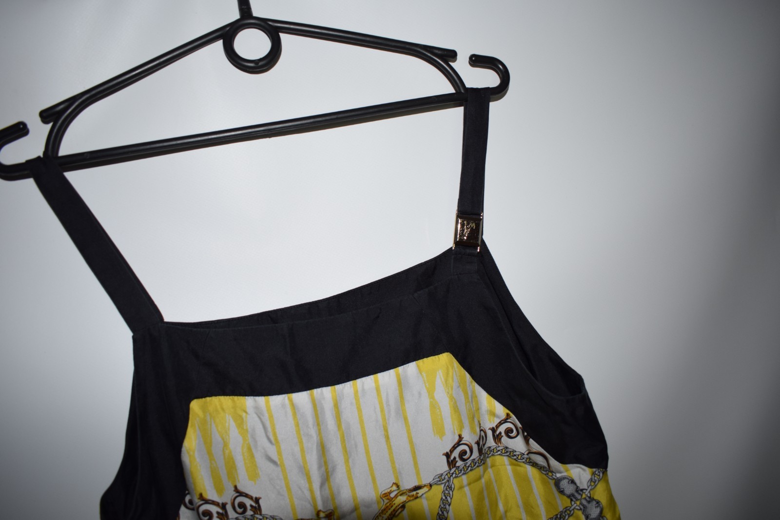 Versace Collection Medusa Hardware 100% Silk Chain Print Dress Gold Size 44 / M