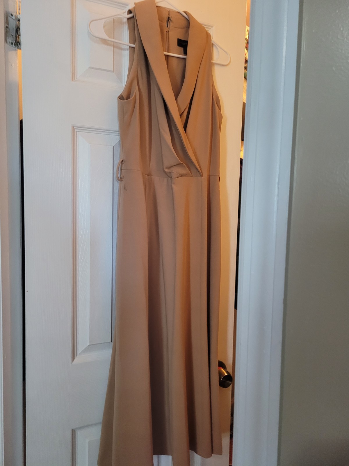 Donna Karan size (4) Dress,missing belt & visible spot front & back, without tag