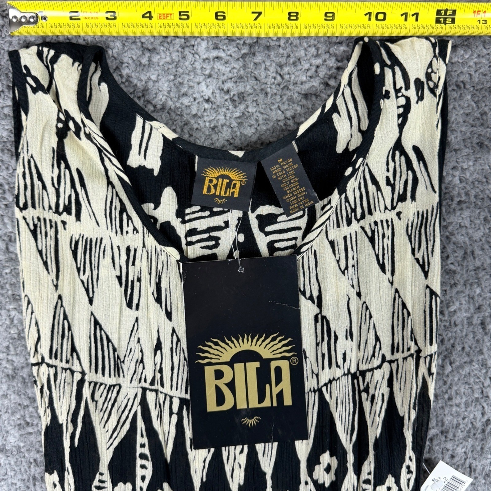 NEW Bila Womens Size M Black Geometric Tribal Print Rayon Maxi Dress Boho Casual