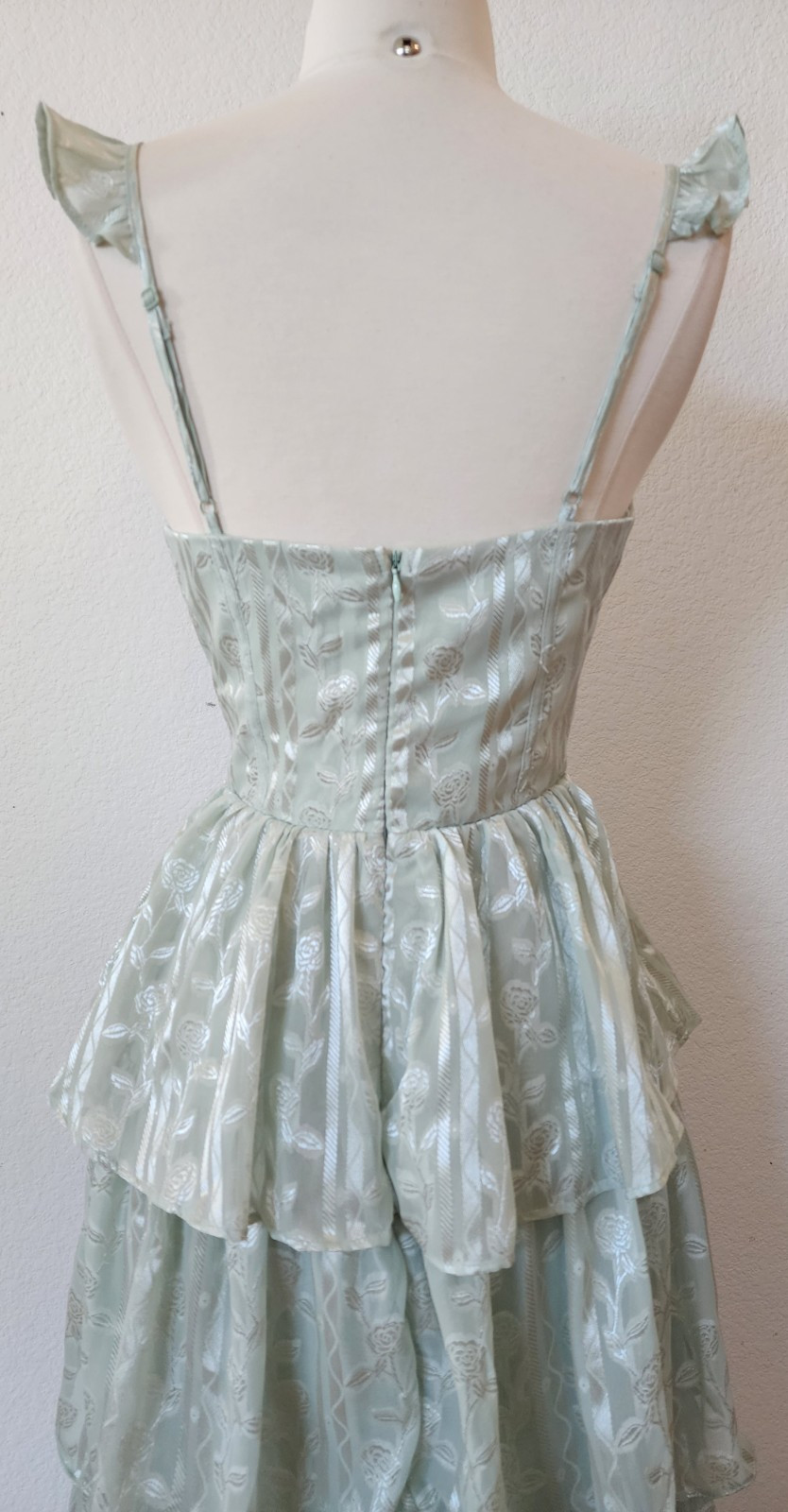 New Maxi Dress Size Large Jacquard Sage Green Tiered Floral High Slit Formal