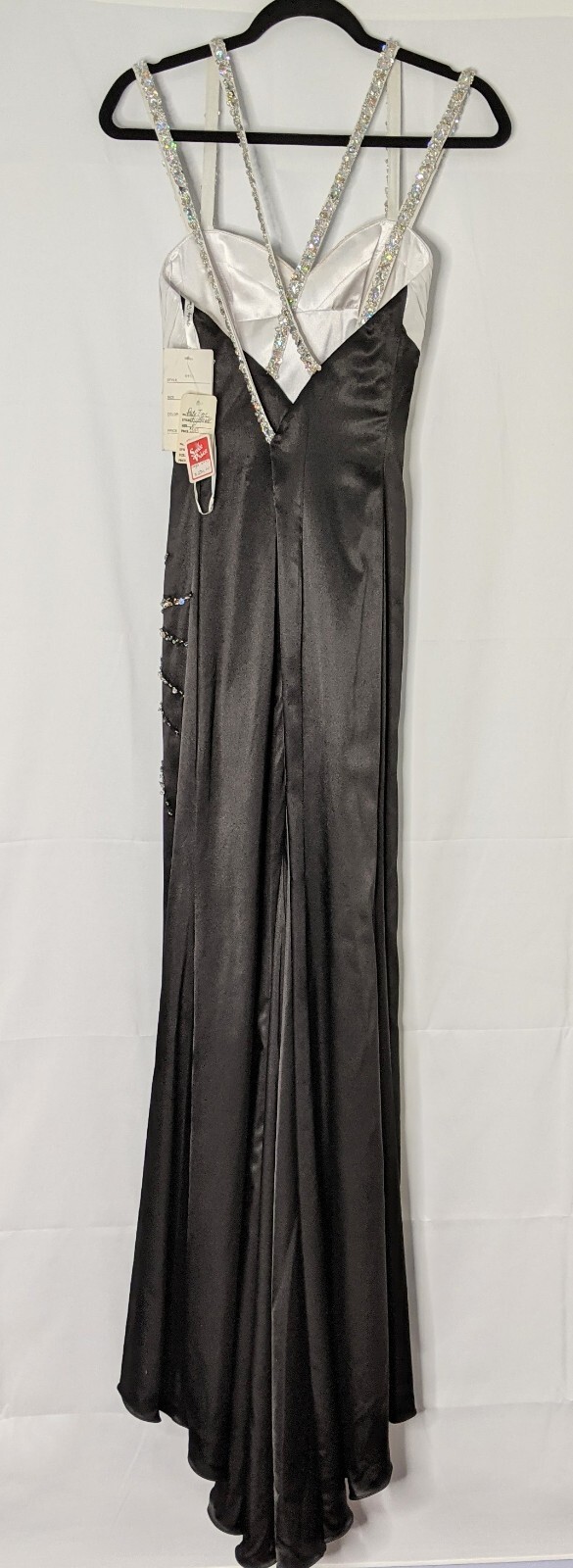 PARTYTIME Black & White Strappy Prom Formal Pageant Gown Beaded Sequins Sz 6 NWT