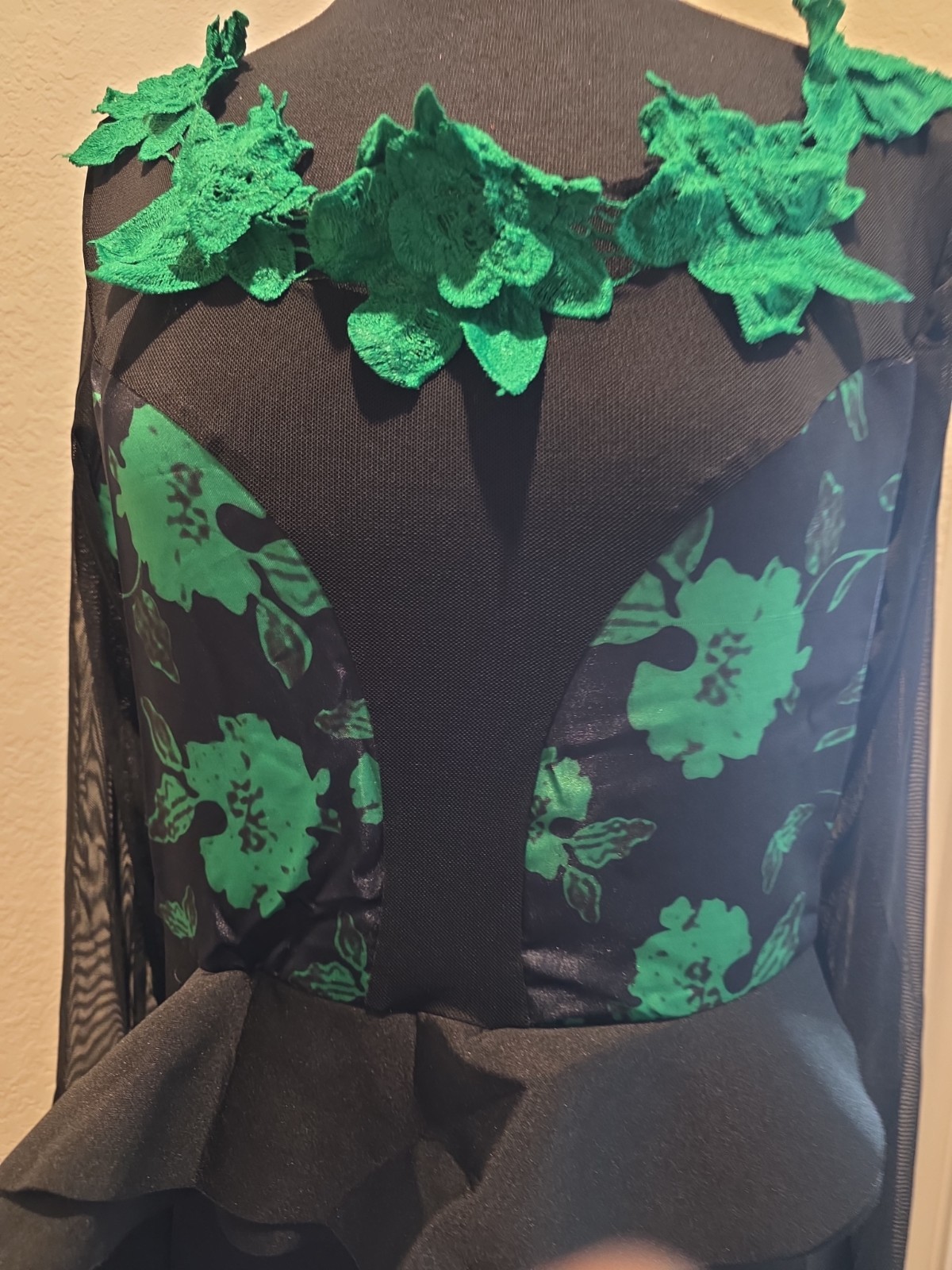 Size Large Green And Black Long Evening Grown Scuba Knit And Sheer Stretchy