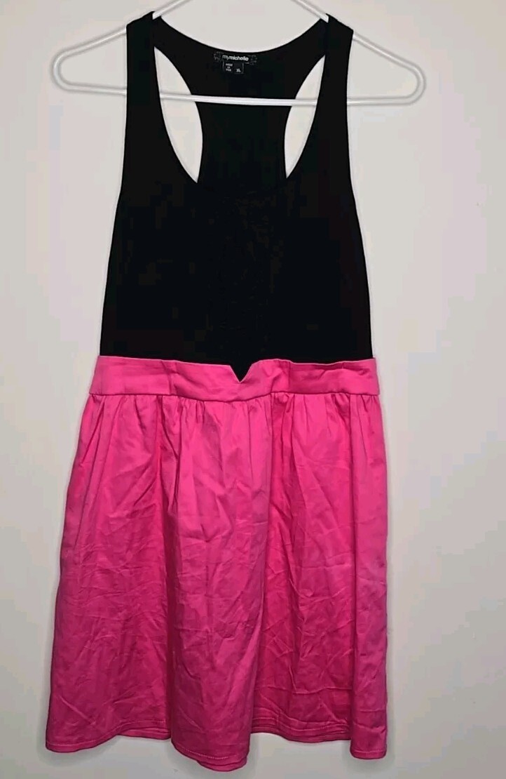 My Michelle Skater Style Dress NWT Knee Length Dress With Pockets Polyester Xl