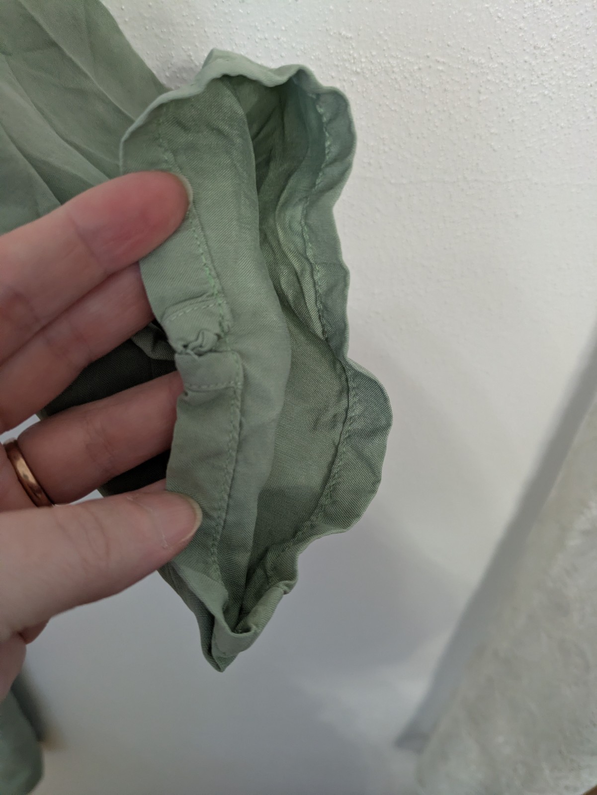 Victoria Soie 100% Silk Green Button Front V-Neck Midi Shirt Dress Sz 12 Pockets