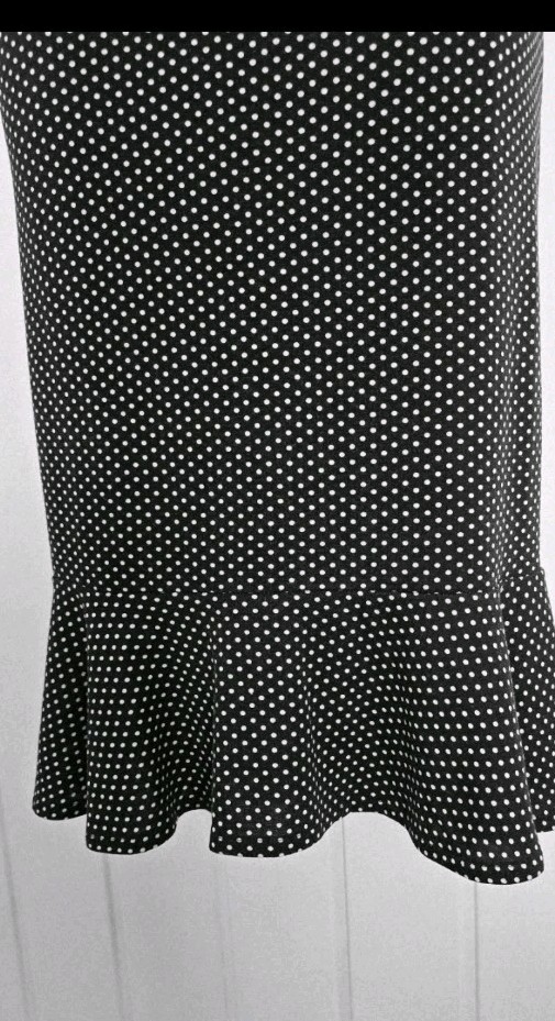 Vintage 1940s 1950s Style Black Polka Dot Wiggle Dress Size 12 TWINWOOD