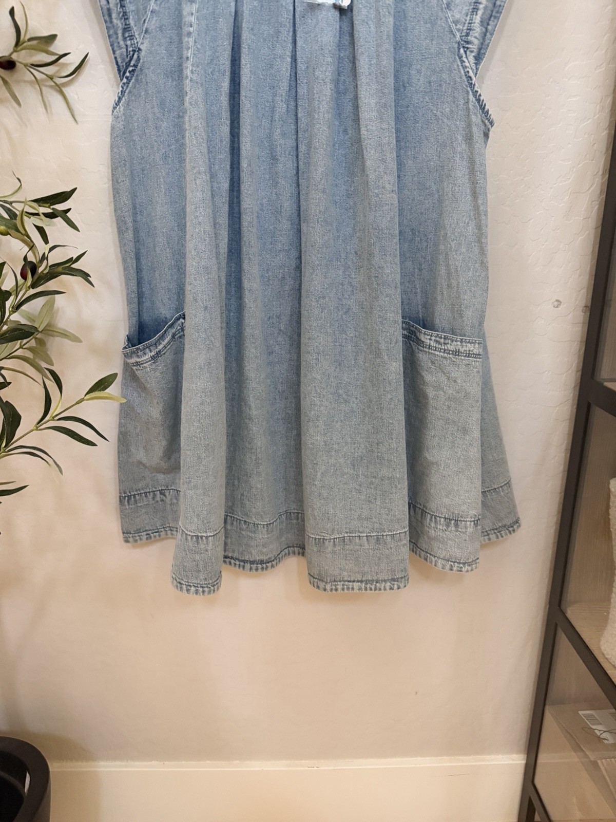 Free People Blue Denim Shift Dress Round Neck Short Sleeve Pockets XL