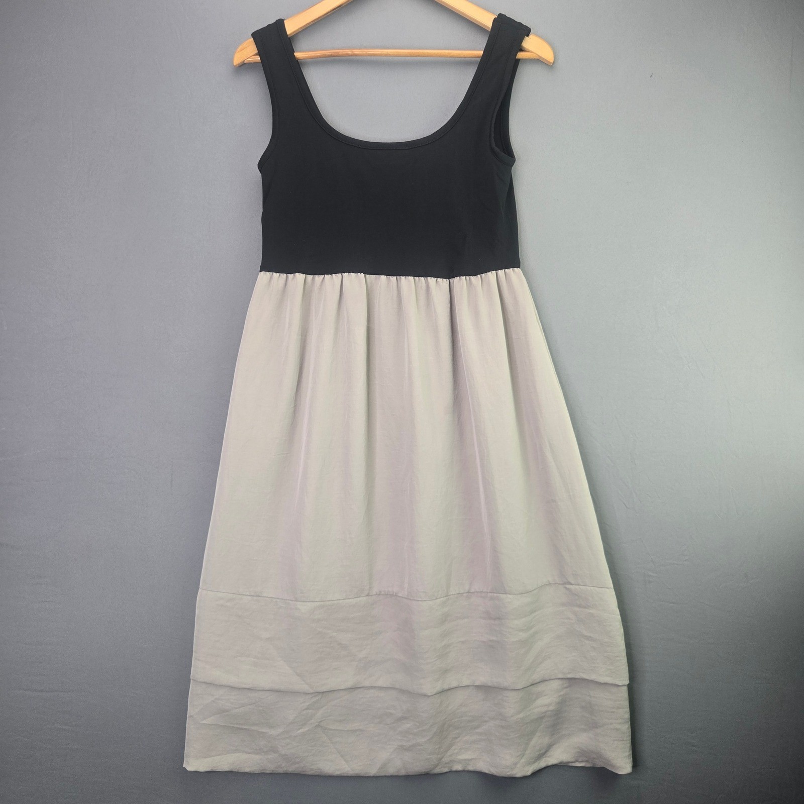 Mossimo Dress Sleeveless Colorblock Tiered Midi L Black Gray Scoop Neck Casual