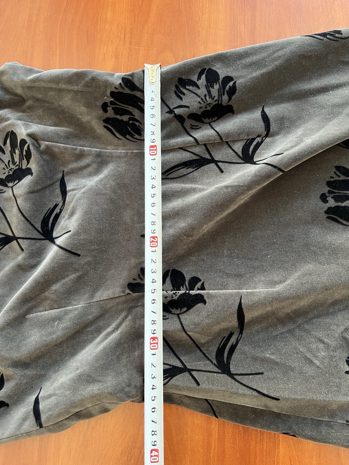 RARE SPORT MAX MARA CODE VELOUR FLOWERS ART SOLID WOMANS GRAY DRESS SIZE 8US
