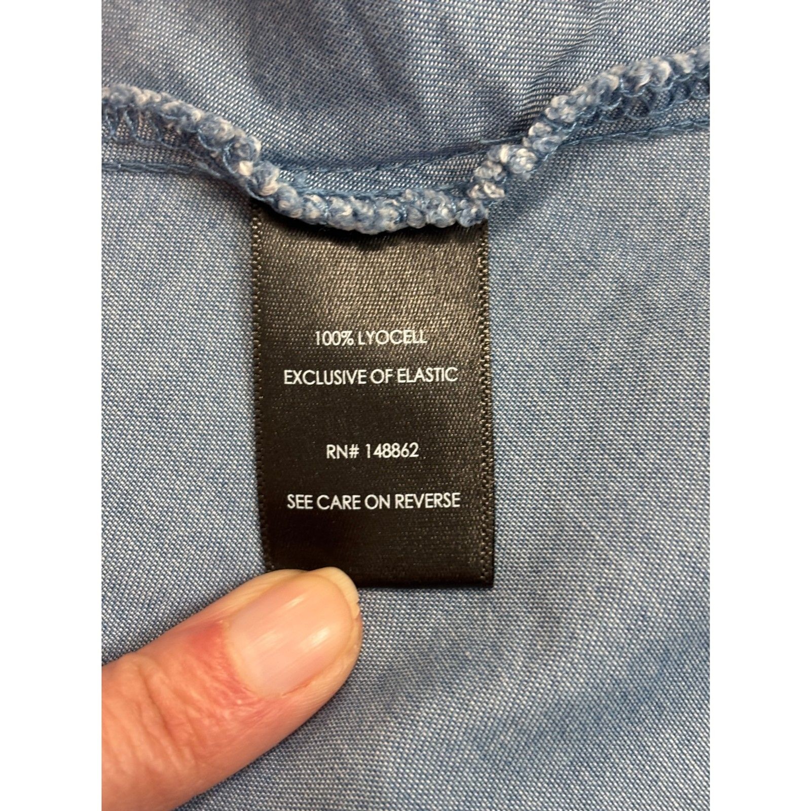 Torrid Chambray Smocked Off Shoulder Dress Women’s Size 00 Blue Lyocell Sz 10