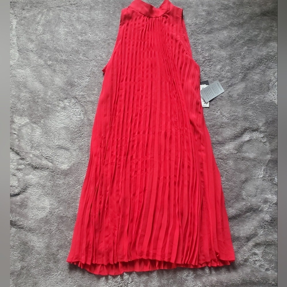 *NWT* Marina Trapeze Dress Red Pleated Chiffon Holiday Vacation boho – Medium