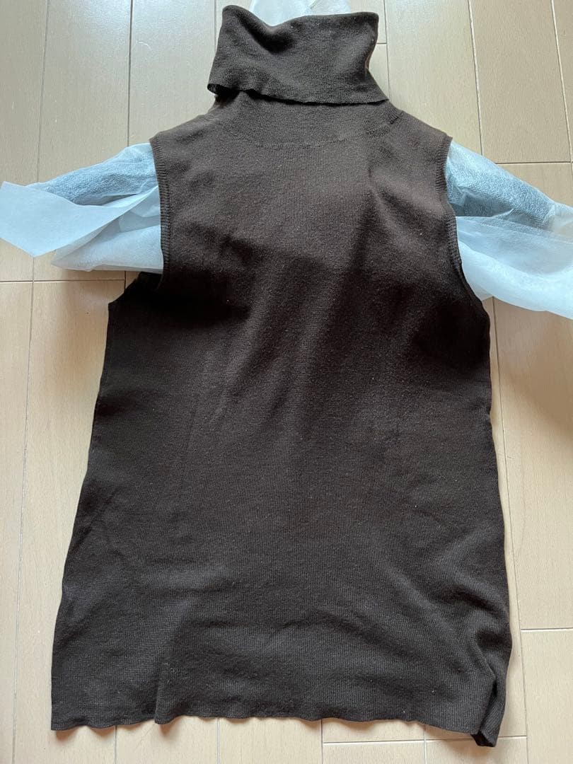 USED PRADA TURTLENECK COTTON KNIT, SLEEVELESS, SUMMER WEAR VERYGOOD