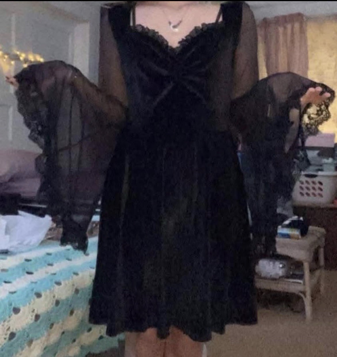 Women’s Black Solid Lace Sheer V-Neck Bell Sleeve Mini Dress, Size M