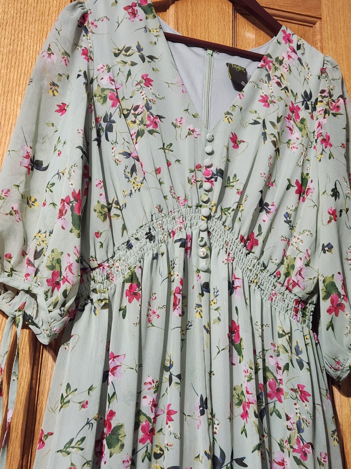 Taylor Sage Green Floral Smocked Tiered Dress sz16 Boho Romantic Sheer Garden