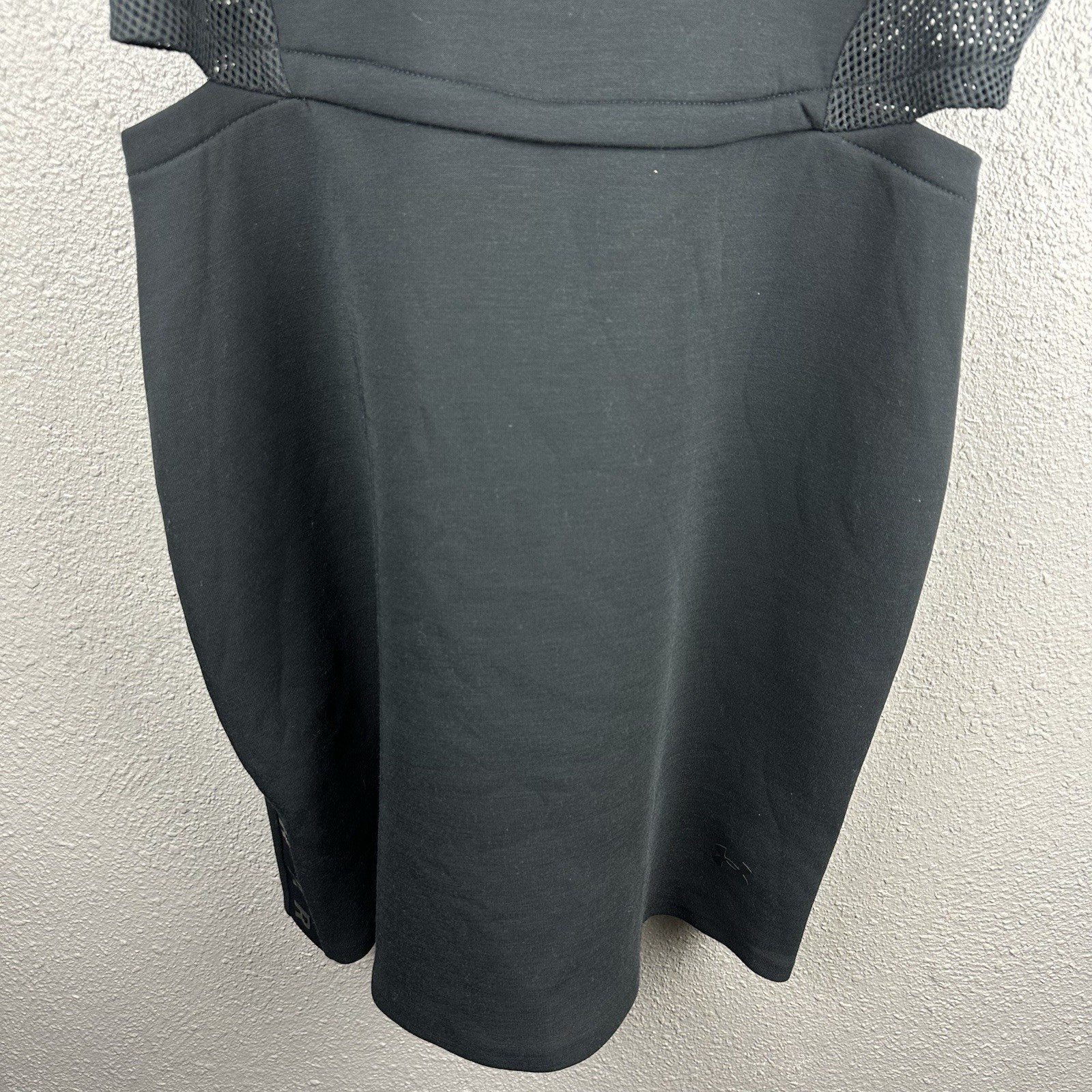 Under Armour Black Sleeveless Athletic Dress Cutouts, Mesh, Logo Size Medium